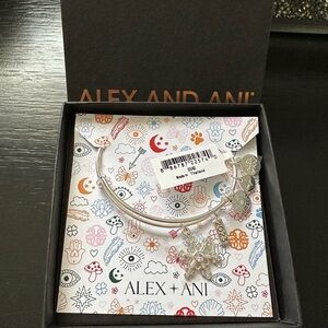 NWT Alex + Ani limited edition 2023 Snowflake charm bangle